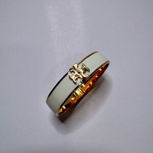 Tory Burch Kira Enamel Hinged Bangle Bracelet - New Ivory & Gold